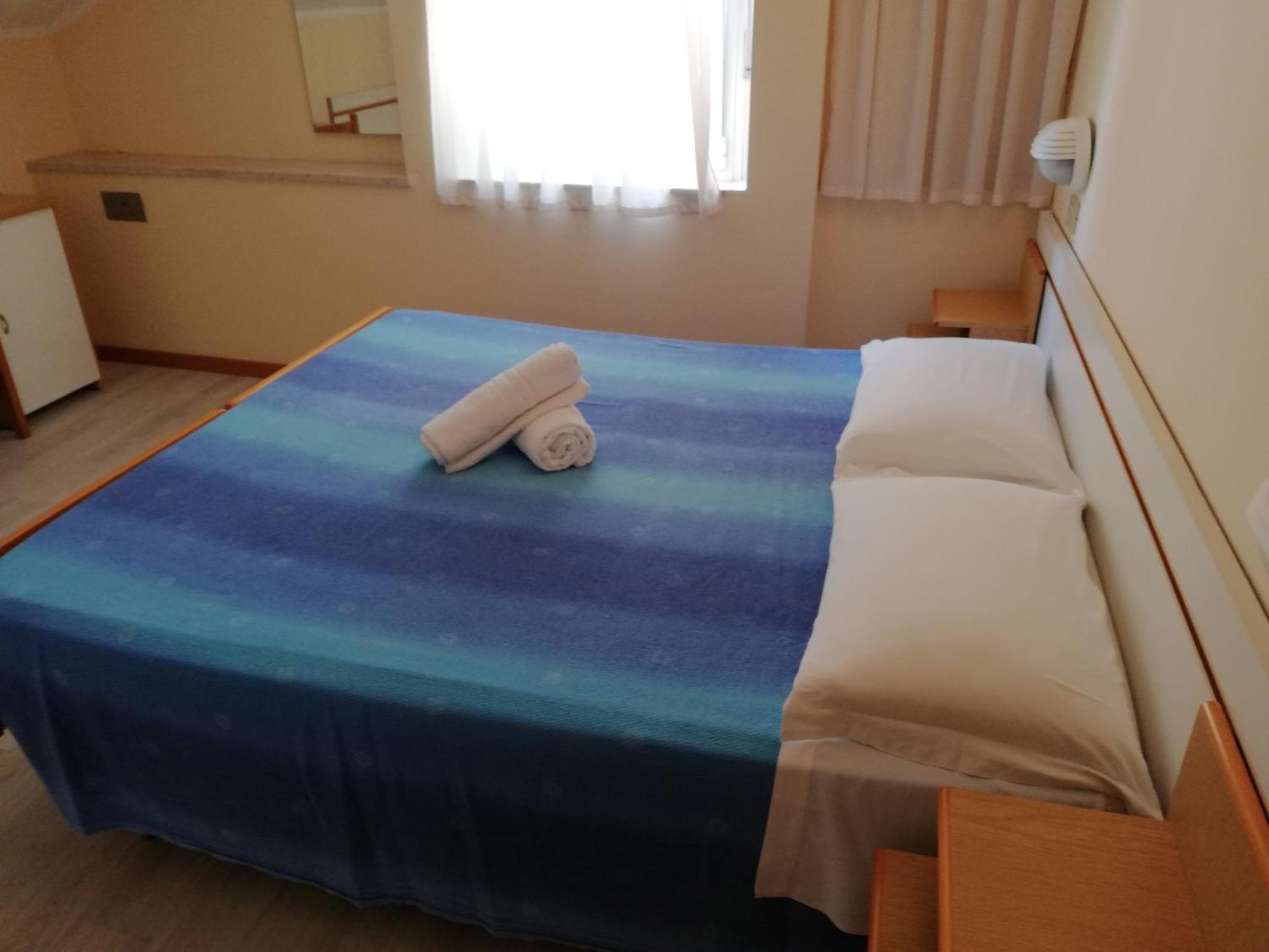 Hotel Tosi リッチョーネ エクステリア 写真